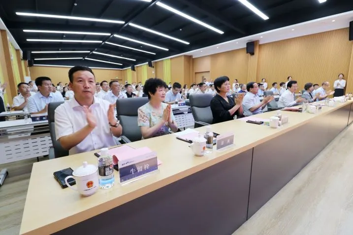 IMG_2713.jpg IMG_2713.jpg